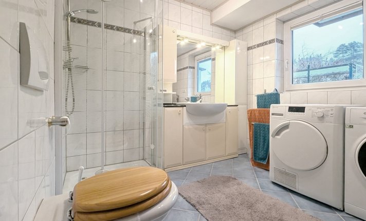 Badezimmer Erdgeschoss