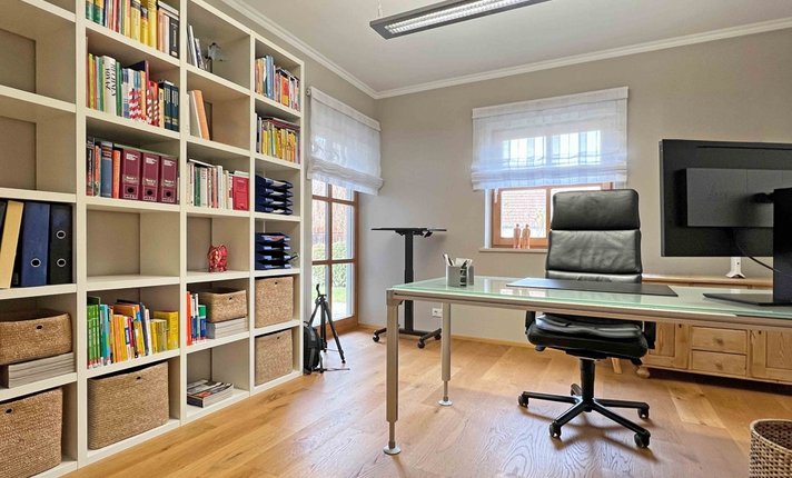 M023-2025_Arbeitszimmer