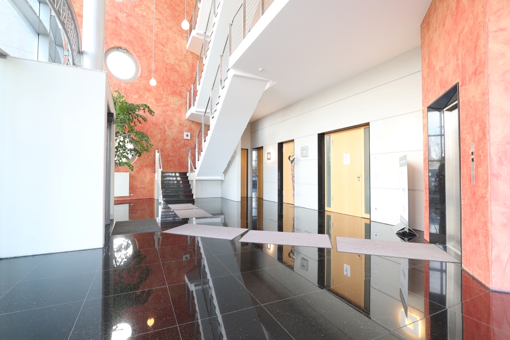 G012-2023_Lobby